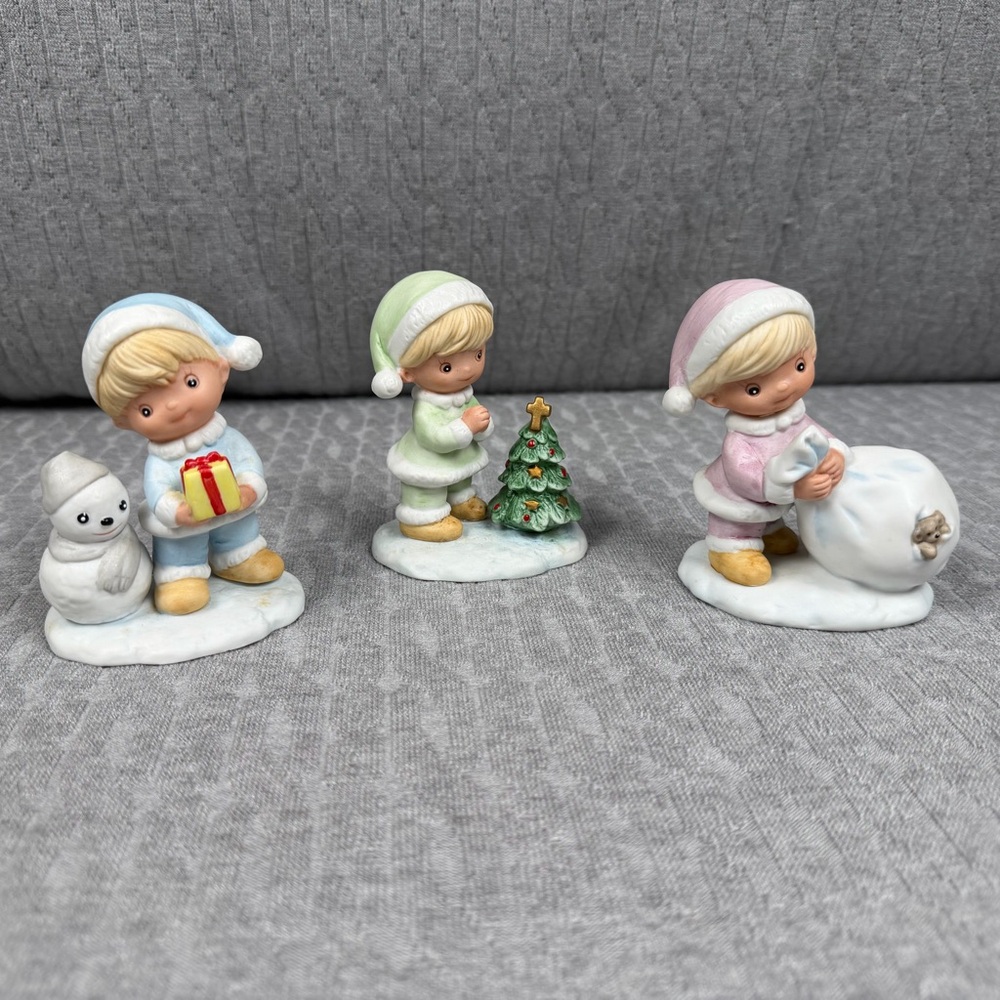 Vintage Homco Holiday Figurines Set